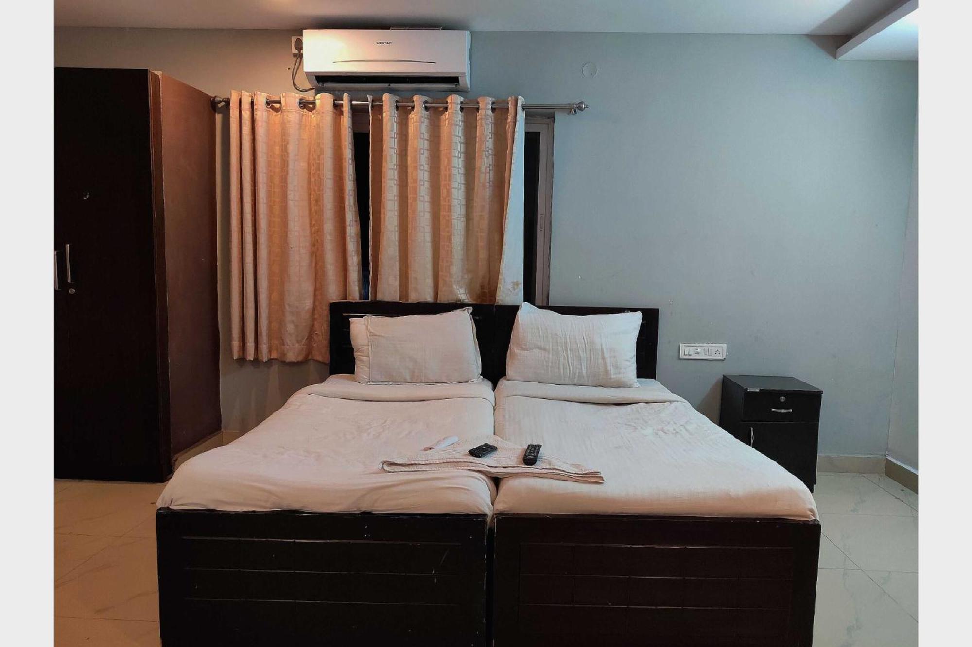 Hotel O White Solitaire Ludhiana Ngoại thất bức ảnh