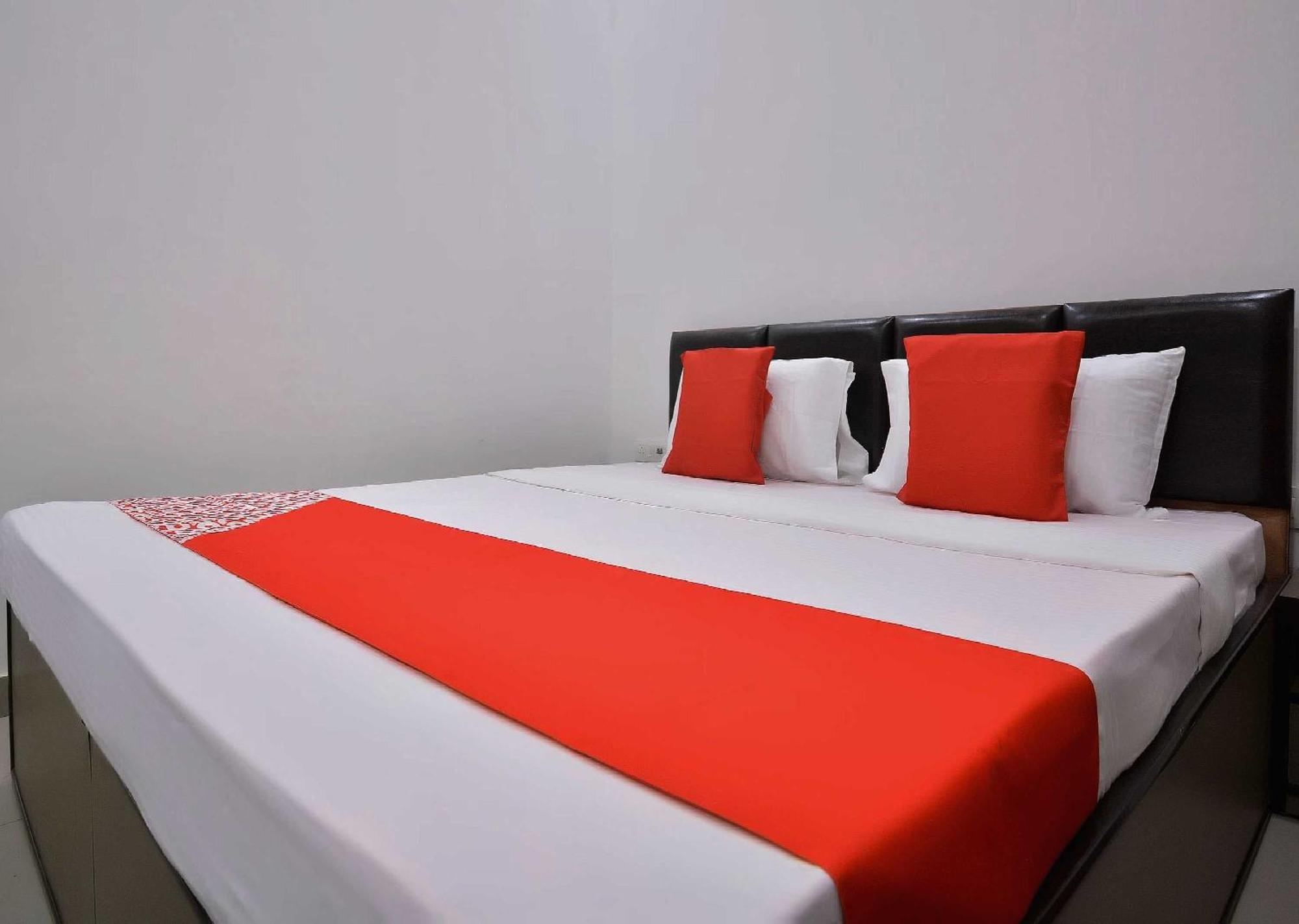 Hotel O White Solitaire Ludhiana Ngoại thất bức ảnh