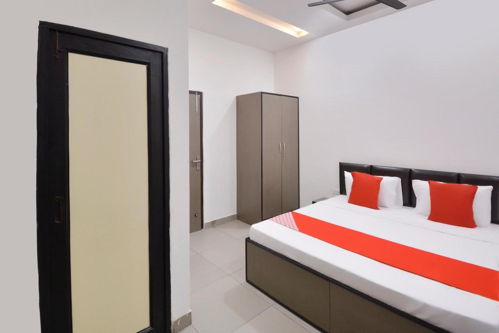 Hotel O White Solitaire Ludhiana Ngoại thất bức ảnh