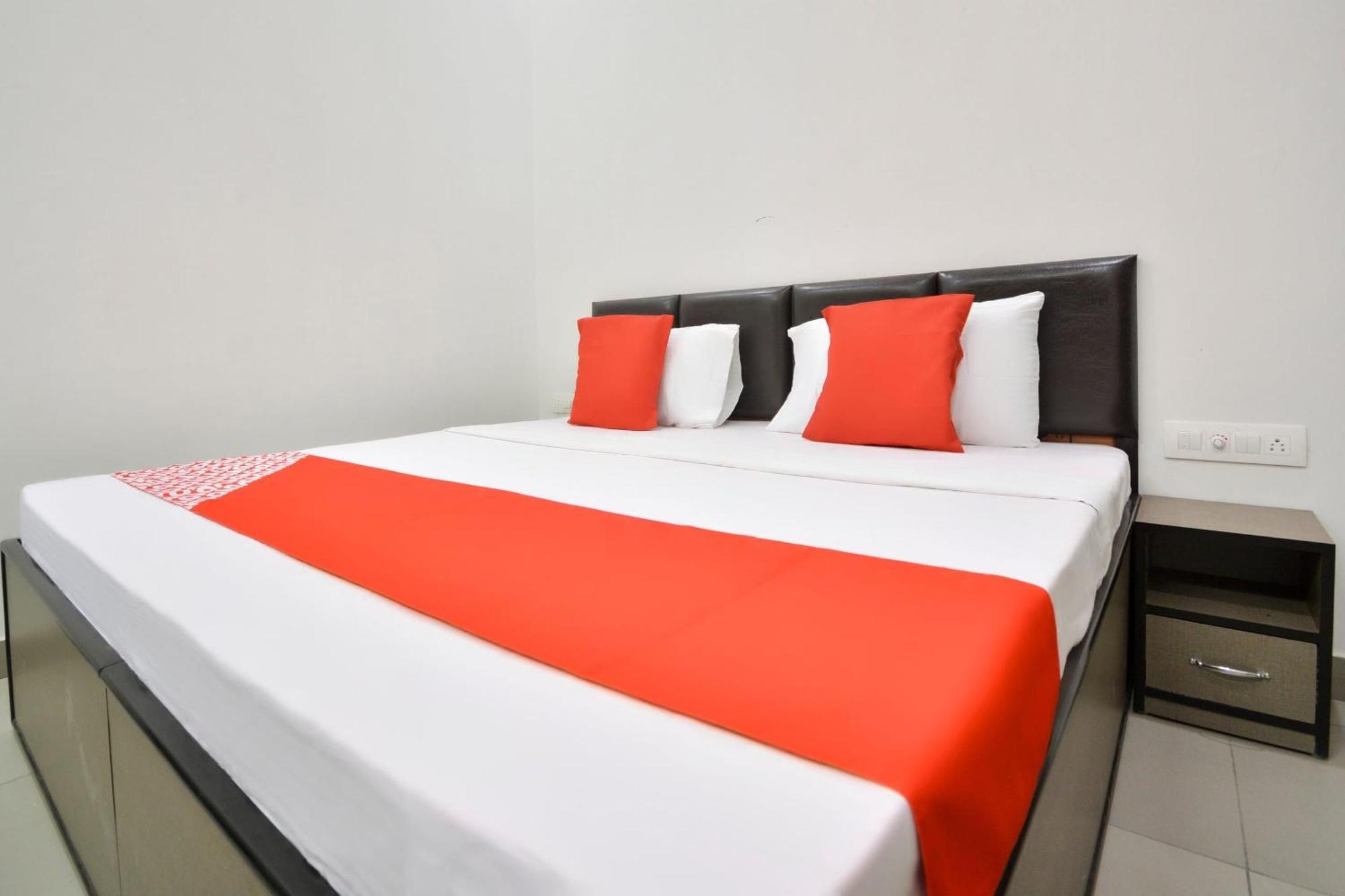 Hotel O White Solitaire Ludhiana Ngoại thất bức ảnh
