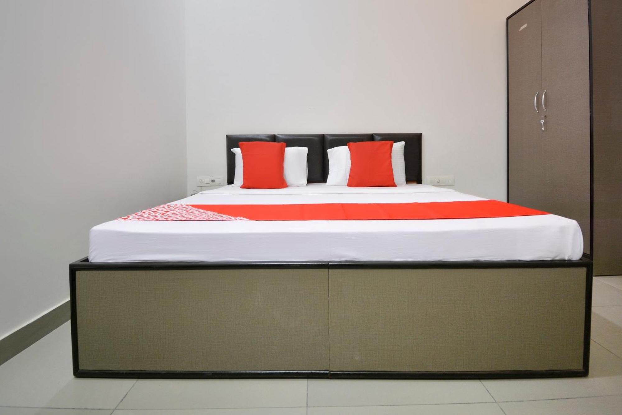 Hotel O White Solitaire Ludhiana Ngoại thất bức ảnh